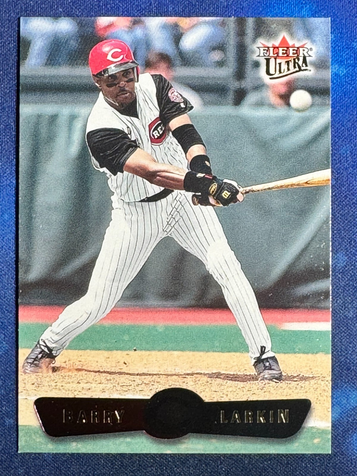 Barry Larkin 2002 Fleer Ultra #95 Cincinnati Reds