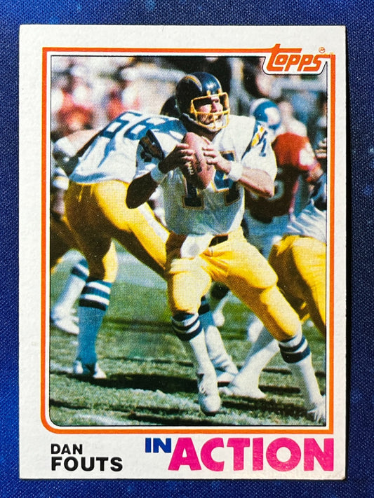 1982 Topps Football In Action #231 Dan Fouts San Diego Chargers