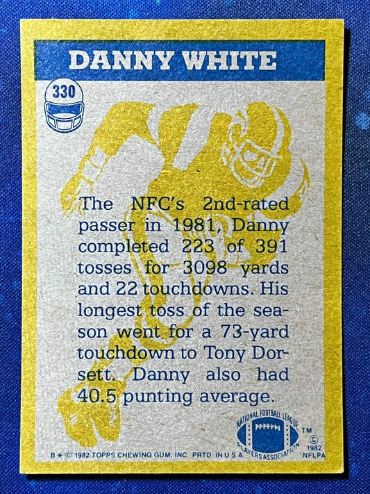 1982 Topps Football In Action #330 Danny White Dallas Cowboys