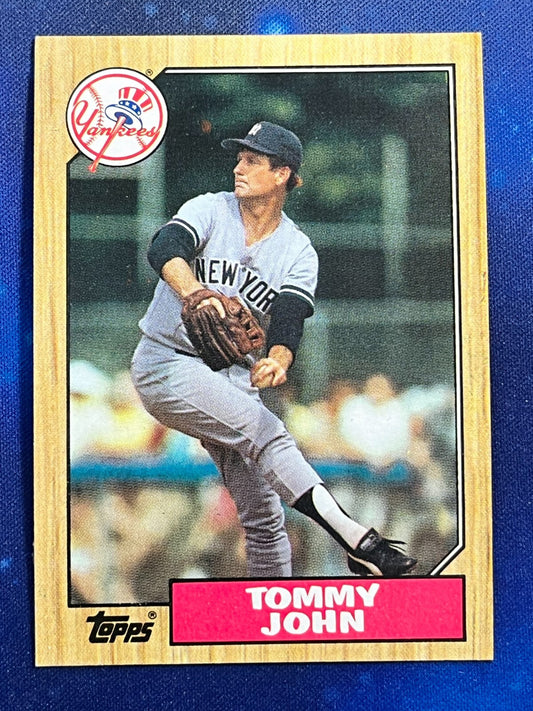 1987 Topps #236 Tommy John New York Yankees