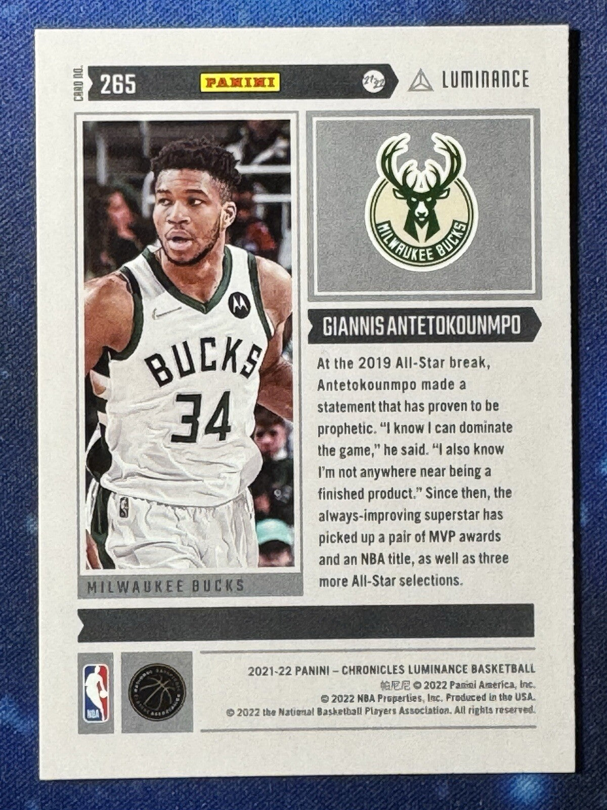 Giannis Antetokounmpo 2021-22 Panini Chronicles Luminance #265 Milwaukee Bucks